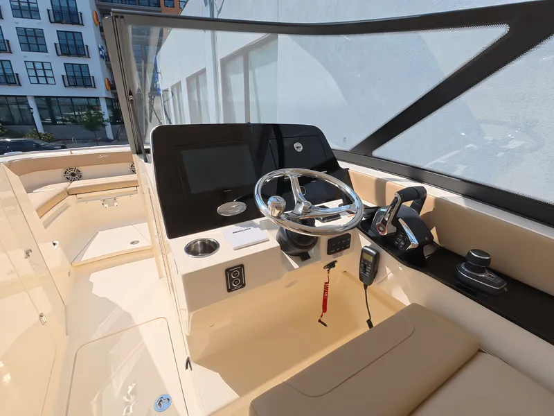 Slide: The Image of Scout 288 Dorado 2027 - 17