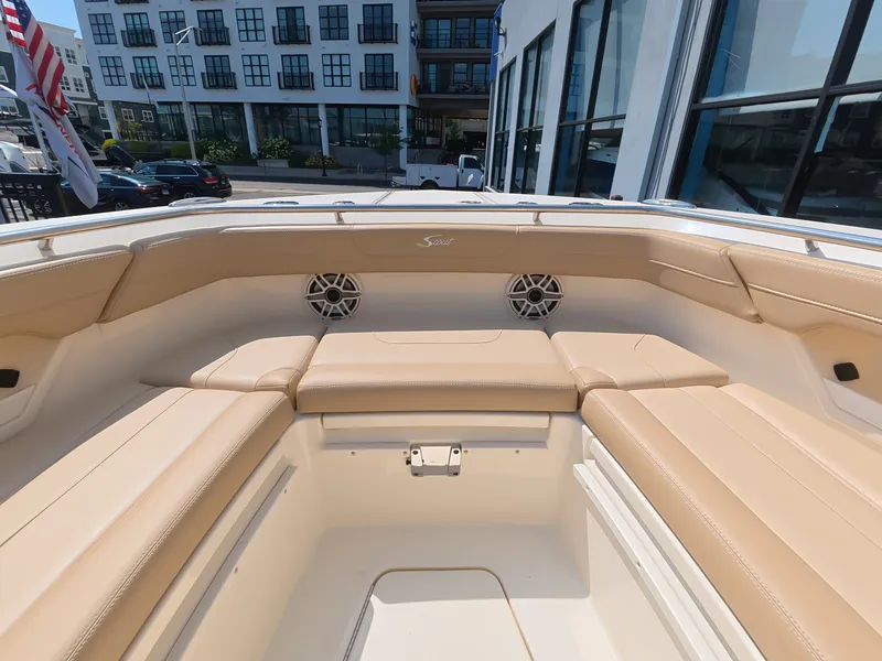 Slide: The Image of Scout 288 Dorado 2027 - 32