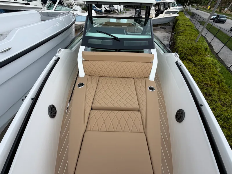 Slide: The Image of Saxdor 320 GTO 2027 - 35