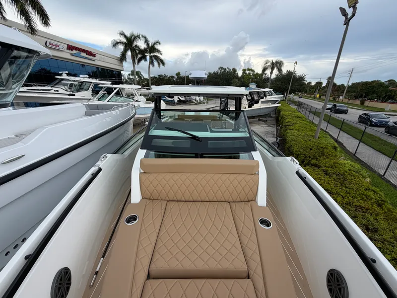 Slide: The Image of Saxdor 320 GTO 2027 - 36