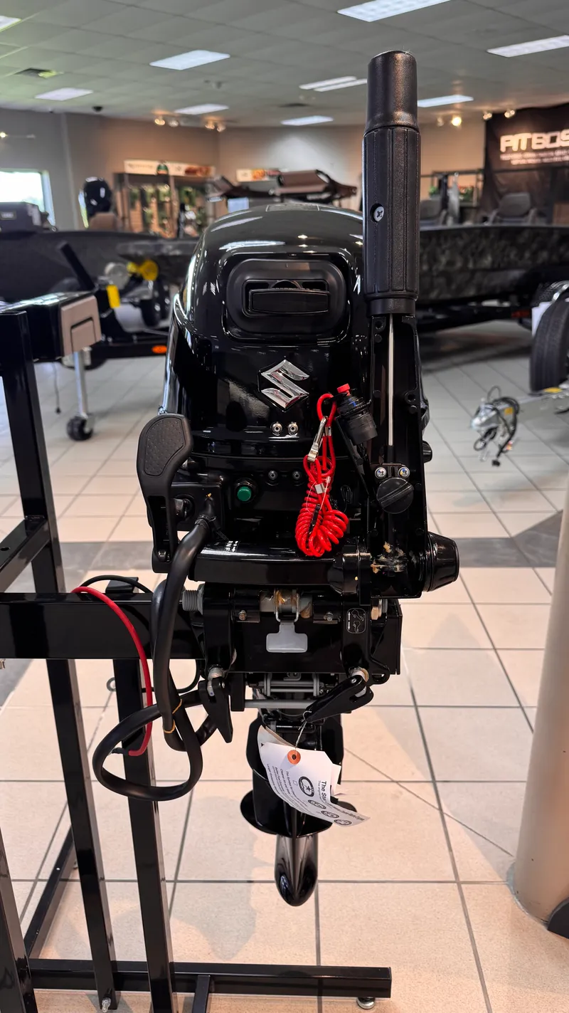 Slide: The Image of Suzuki Marine DF9.9BES5 - 1