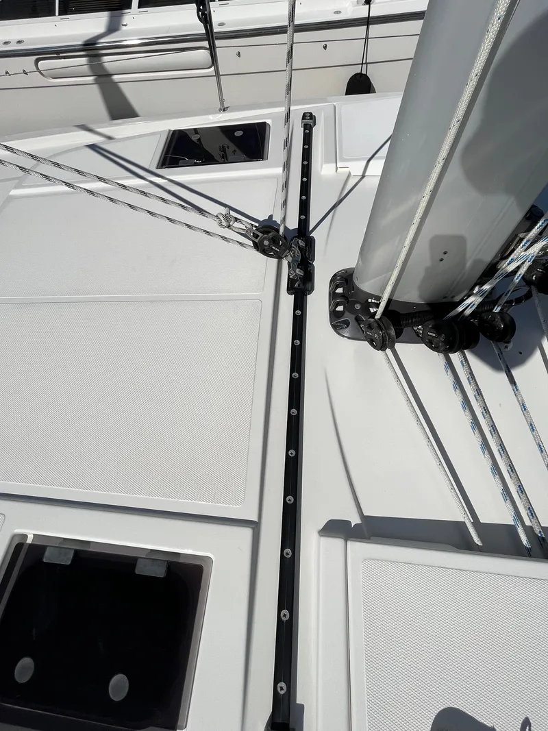Slide: The Image of 2021 Bavaria C45 sailboat deck with mast and rigging. - 18