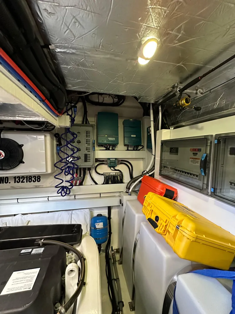 Slide: The Image of Riviera Sport Yacht 5400 Platinum Edition 2022 - 75