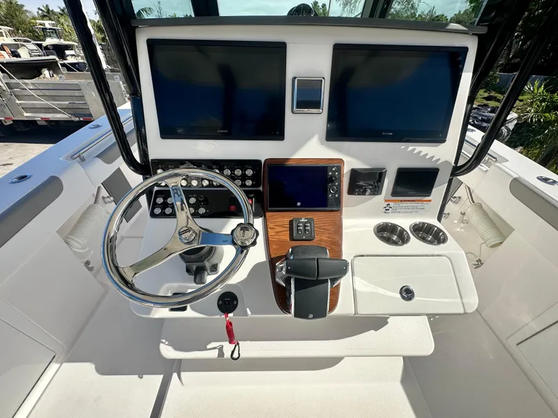 Slide: The Image of Caymas 30 CT 2024 - 2