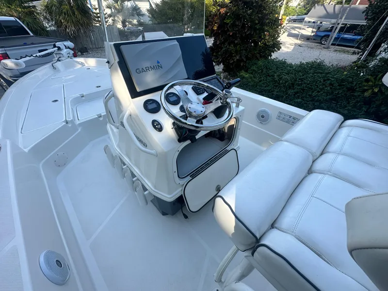 Slide: The Image of 2021 Skeeter SX 2250 boat interior with Garmin navigation system. - 9