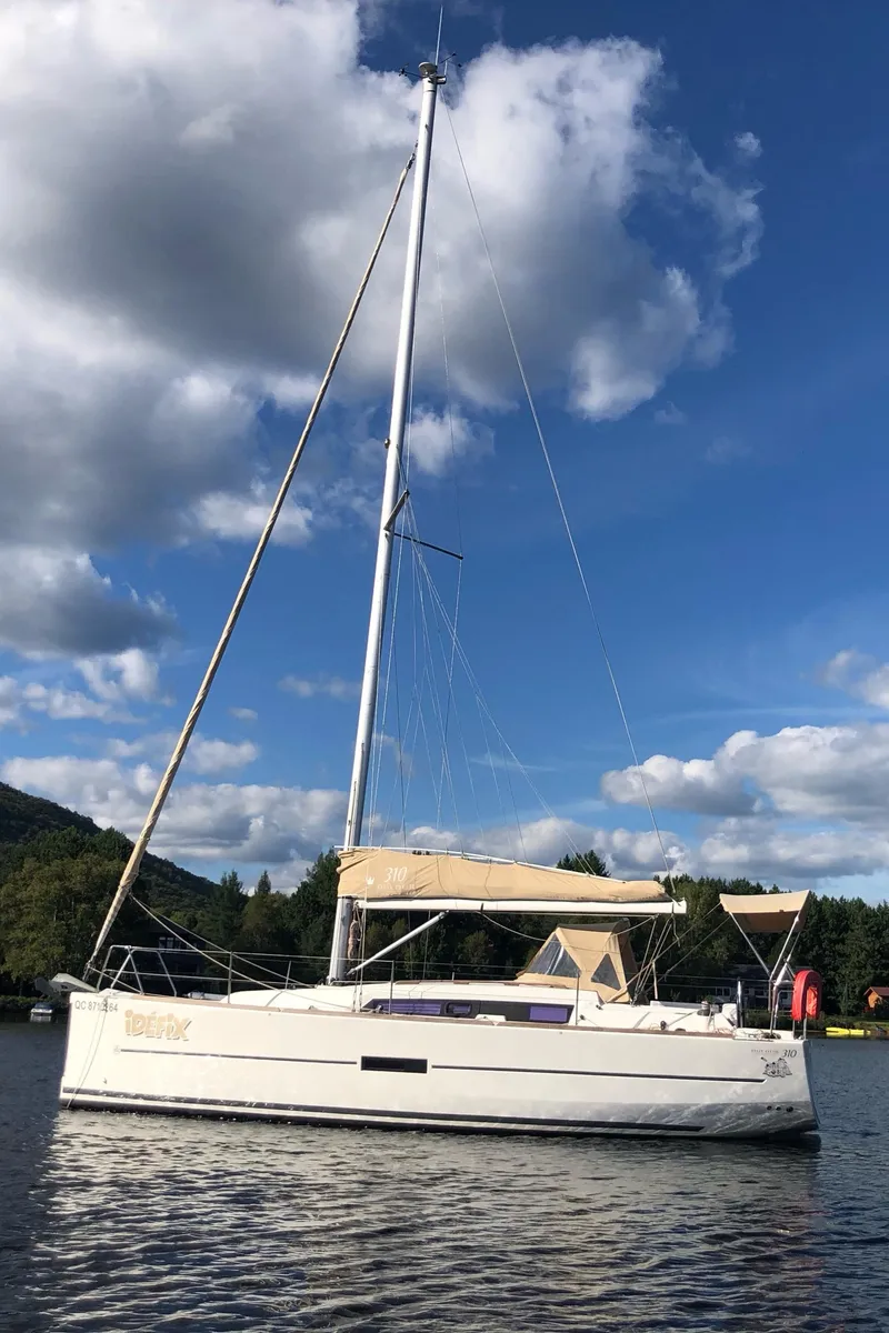 Slide: The Image of Dufour 310 Grand Large 2015 - 2