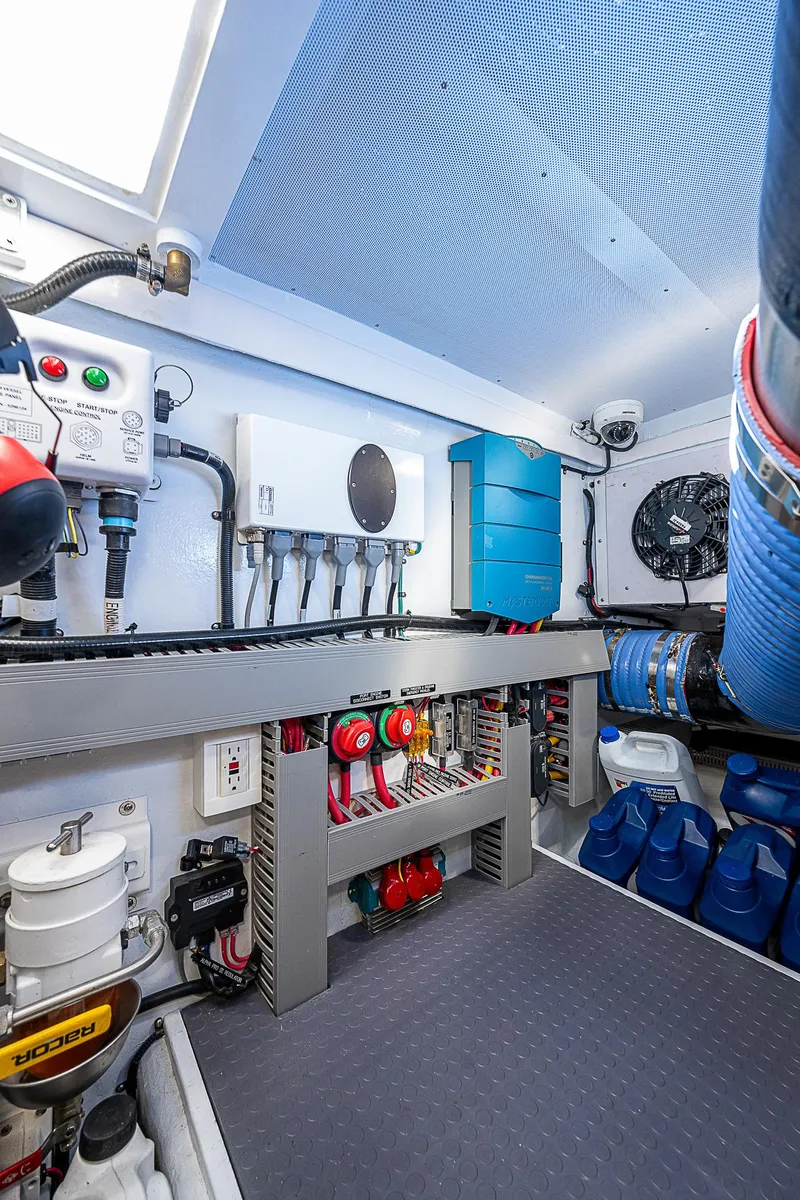 Slide: The Image of Summit 54 Motoryacht 2022 - 72