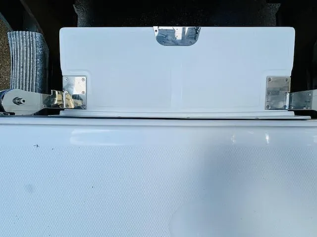 Slide: The Image of 2024 Sea Ray 270 SDX swim platform with stainless steel hardware. - 8