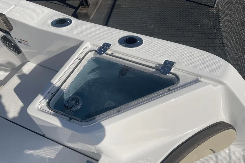 Slide: The Image of Yamaha 222 FSH Sport E 2024 - 19