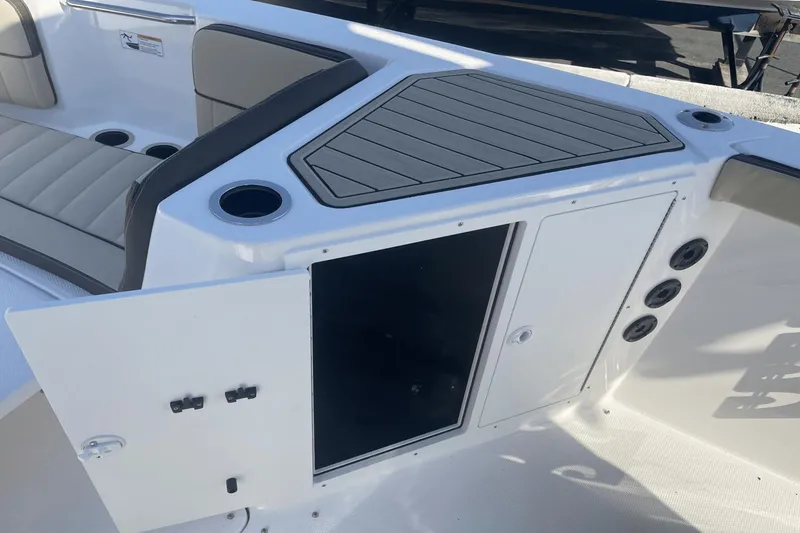 Slide: The Image of Yamaha 222 FSH Sport E 2024 - 20