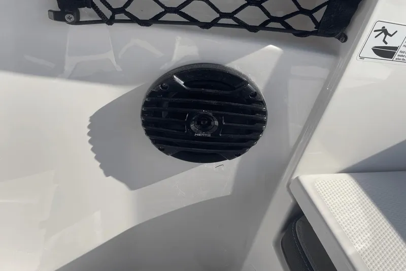 Slide: The Image of Yamaha 222 FSH Sport E 2024 - 22
