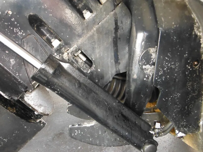 Slide: The Image of Close-up of 2006 Larson SEi 180 Sport I/O boat engine components. - 44