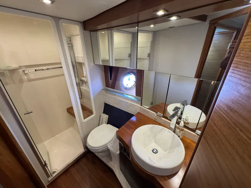 Slide: The Image of Tiara C44 Coupe 2016 - 110