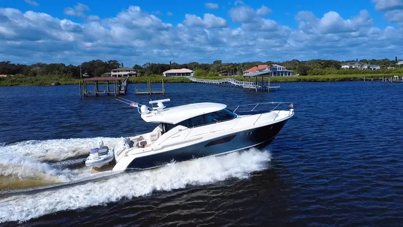 Slide: The Image of Tiara C44 Coupe 2016 - 140