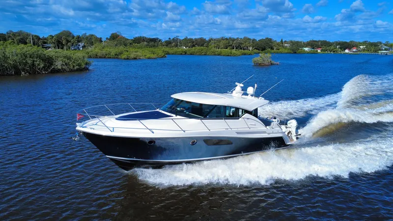 Slide: The Image of Tiara C44 Coupe 2016 - 214