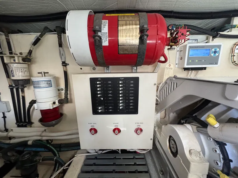 Slide: The Image of Tiara C44 Coupe 2016 - 23