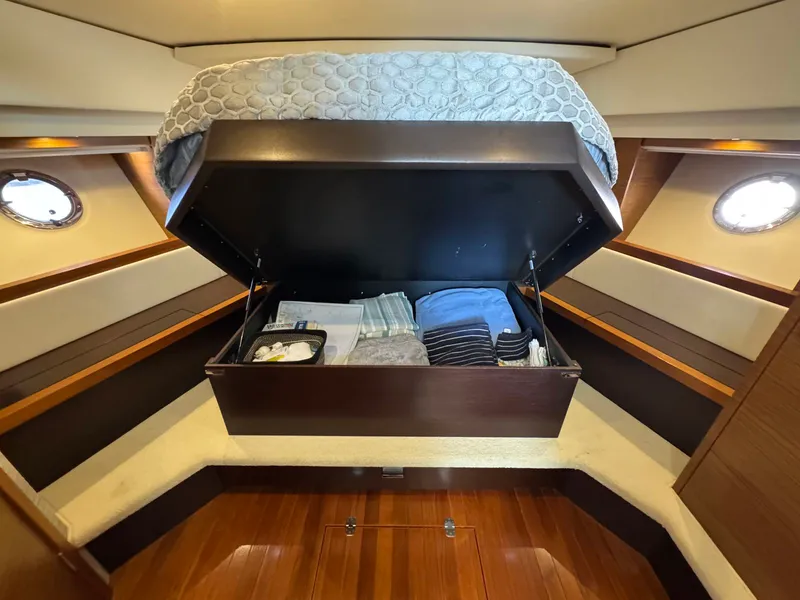 Slide: The Image of Tiara C44 Coupe 2016 - 50