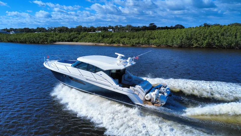 Slide: The Image of Tiara C44 Coupe 2016 - 51