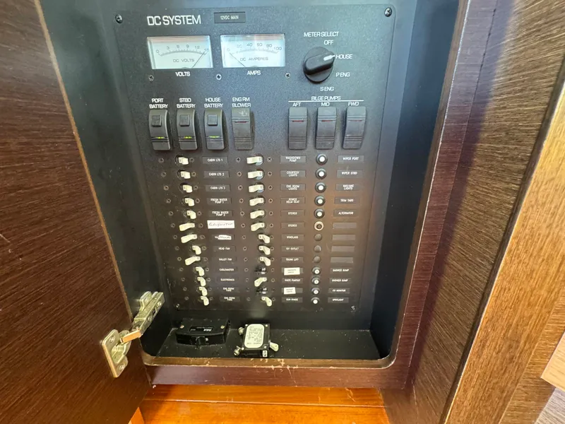 Slide: The Image of Tiara C44 Coupe 2016 - 9