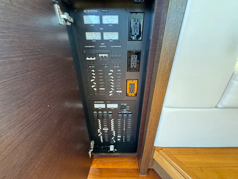 Slide: The Image of Tiara C44 Coupe 2016 - 90