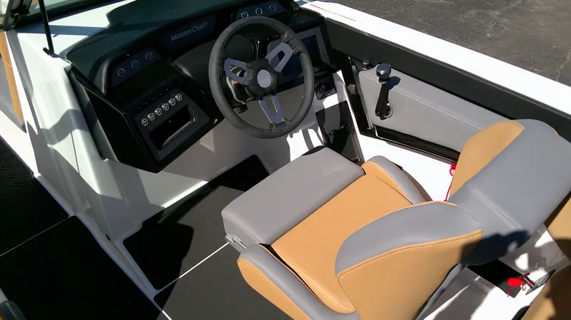 Slide: The Image of MasterCraft NXT 24 2026 - 14