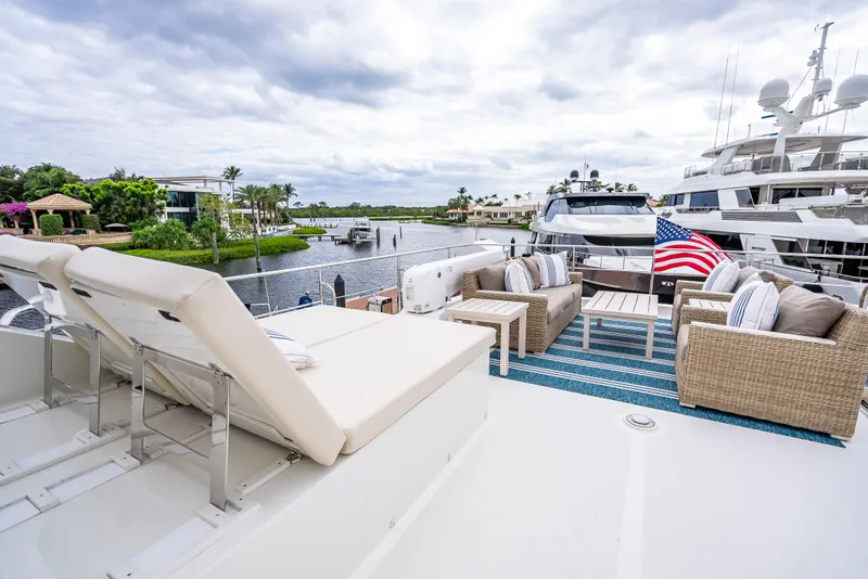 Slide: The Image of Ocean Alexander 85 E 2018 - 52