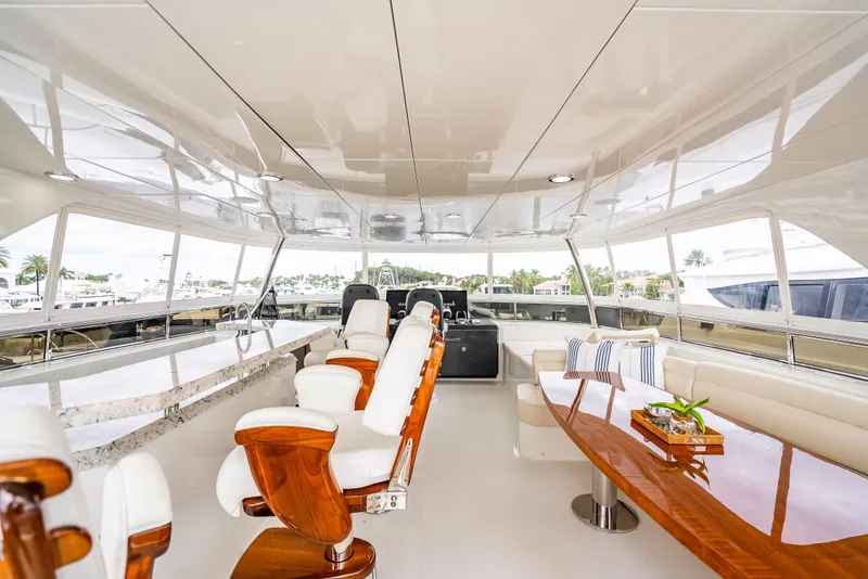 Slide: The Image of Ocean Alexander 85 E 2018 - 54