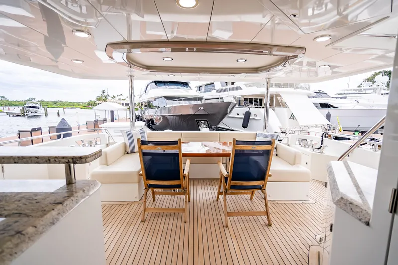 Slide: The Image of Ocean Alexander 85 E 2018 - 56