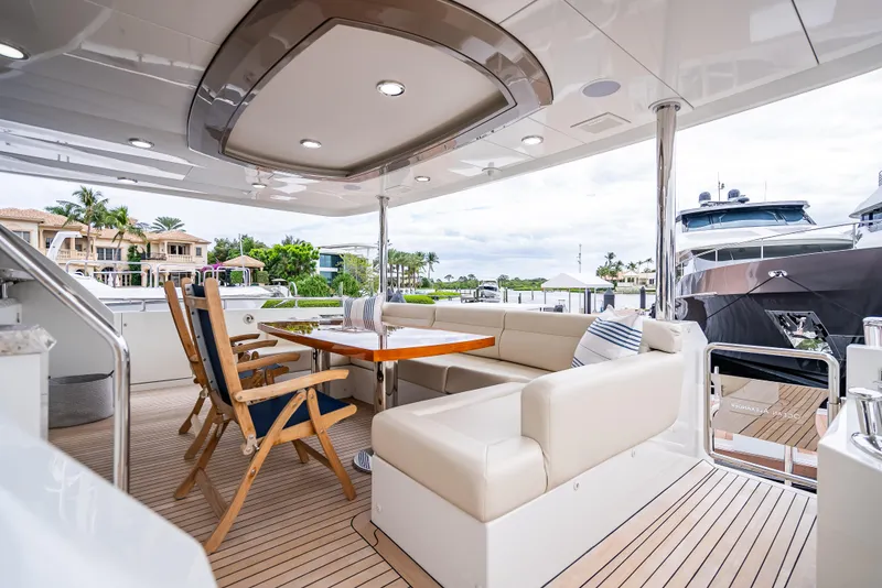 Slide: The Image of Ocean Alexander 85 E 2018 - 57