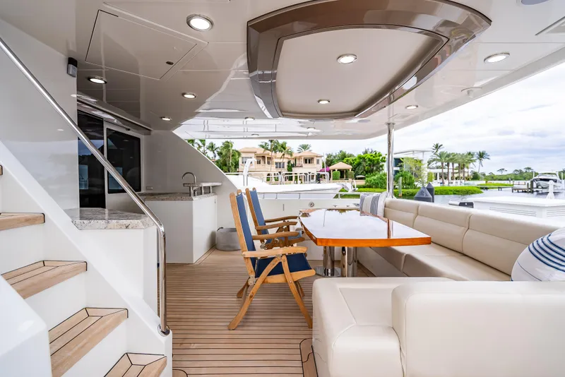 Slide: The Image of Ocean Alexander 85 E 2018 - 58