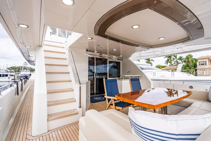 Slide: The Image of Ocean Alexander 85 E 2018 - 59