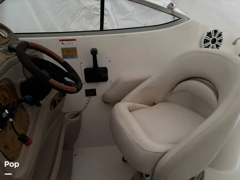 Slide: The Image of 2004 Larson 240 Cabrio for sale in Northwood, NH - 15