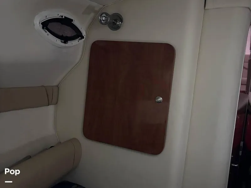 Slide: The Image of 2004 Larson 240 Cabrio for sale in Northwood, NH - 19