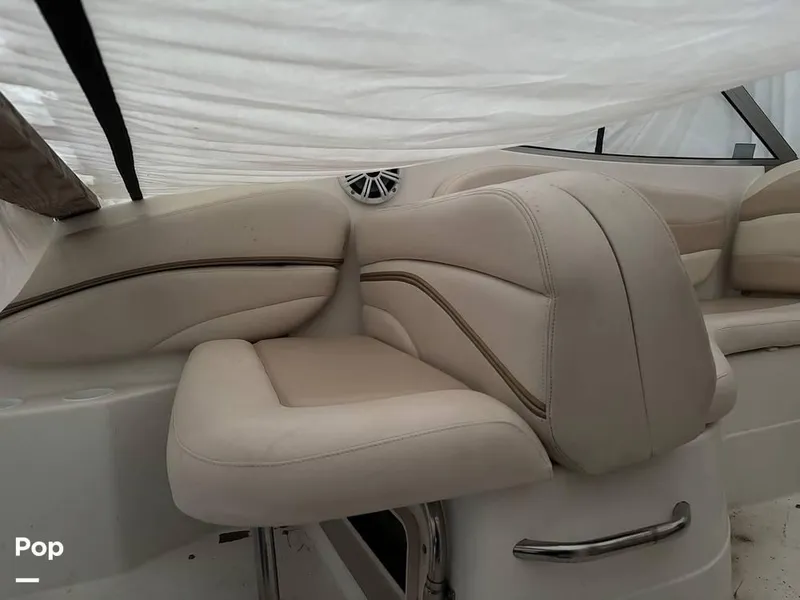 Slide: The Image of 2004 Larson 240 Cabrio for sale in Northwood, NH - 26