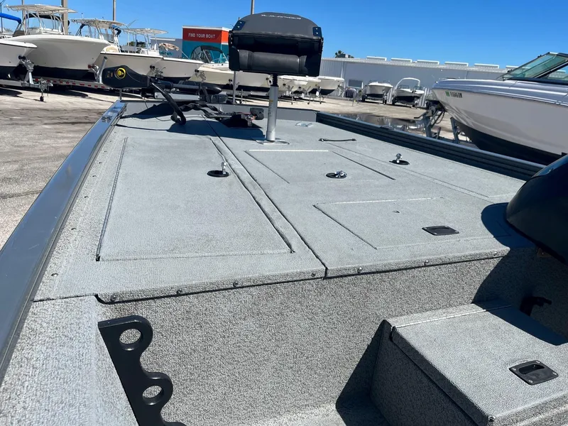 Slide: The Image of 2020 Lund 1875 Predator fishing boat with spacious deck and seating. - 7