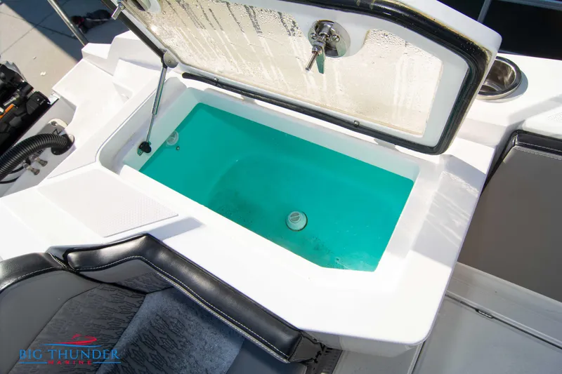 Slide: The Image of Hayaari Marine H44Z 2023 model boat with open livewell compartment. - 18