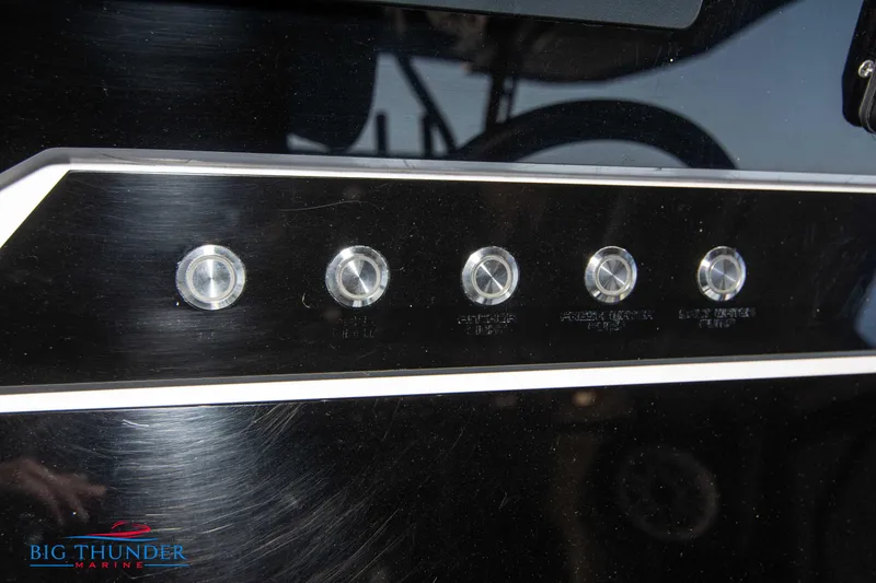 Slide: The Image of Hayaari Marine H44Z 2023 - 51