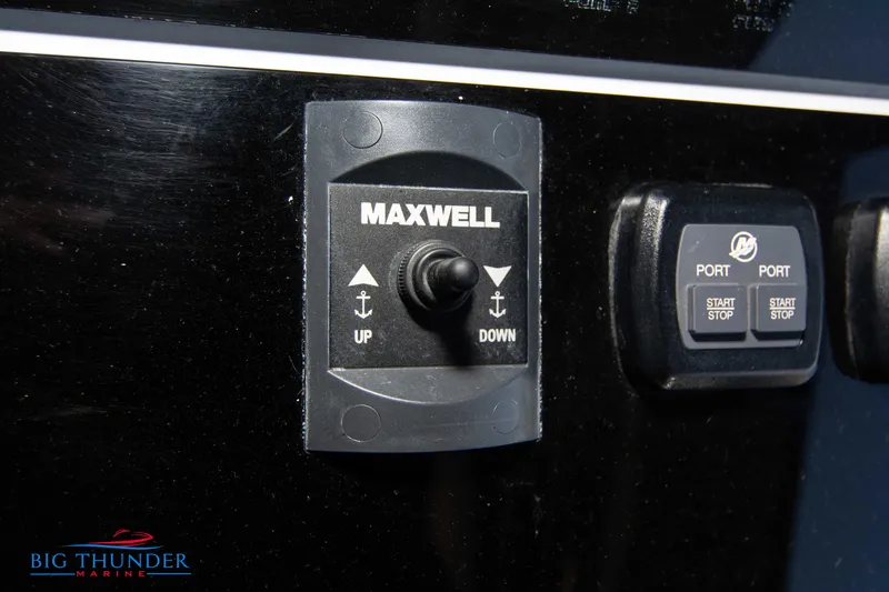 Slide: The Image of Hayaari Marine H44Z 2023 - 55