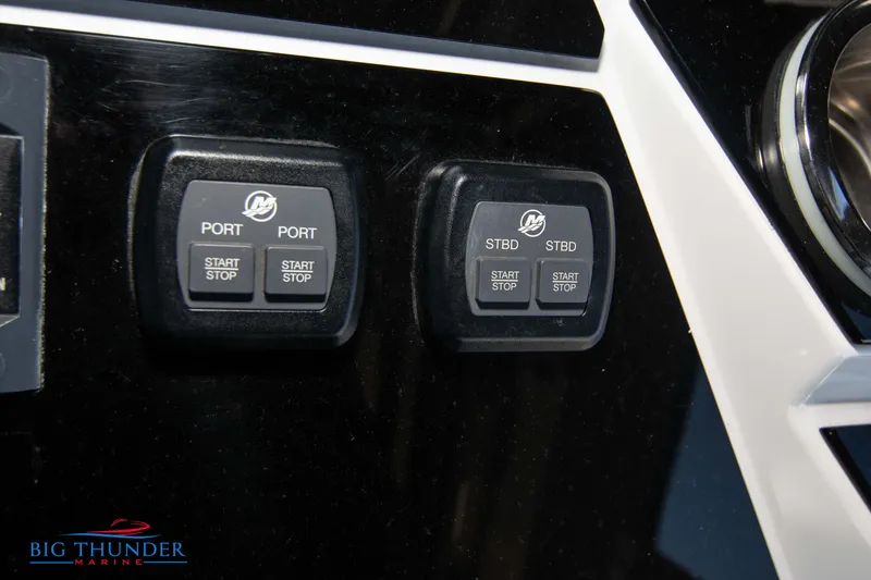 Slide: The Image of Hayaari Marine H44Z 2023 - 56