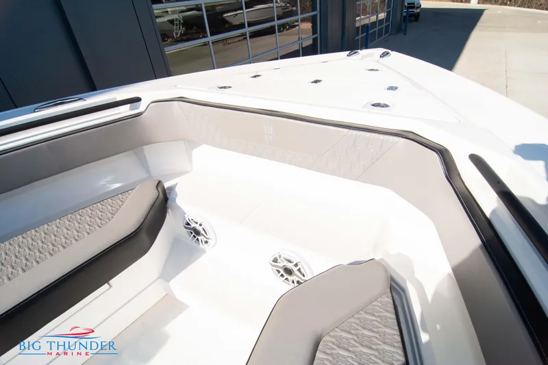 Slide: The Image of Hayaari Marine H44Z 2023 - 71