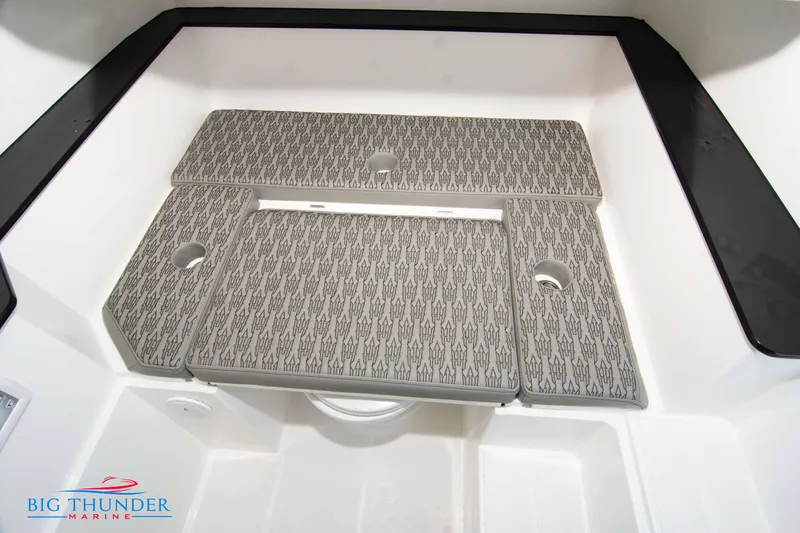 Slide: The Image of Hayaari Marine H44Z 2023 - 80