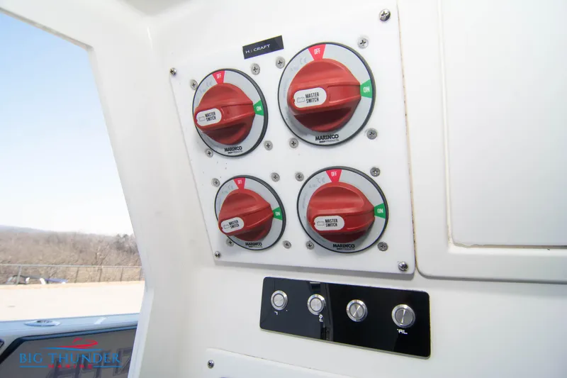 Slide: The Image of Hayaari Marine H44Z 2023 - 85