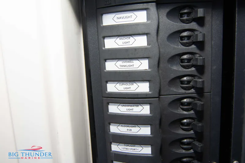 Slide: The Image of Hayaari Marine H44Z 2023 - 87