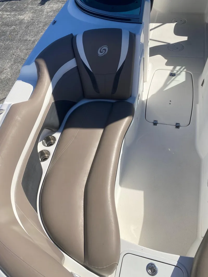 Slide: The Image of 2017 Hurricane SunDeck 2200 DC OB boat interior seating area. - 19
