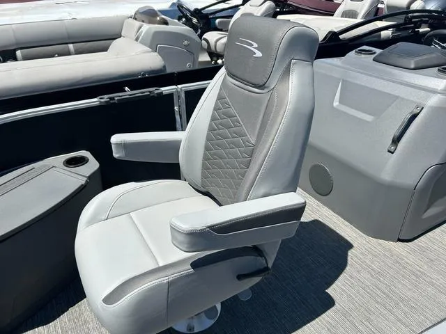 Slide: The Image of Bennington S Fishing 20 SF Pontoon 2024 - 12