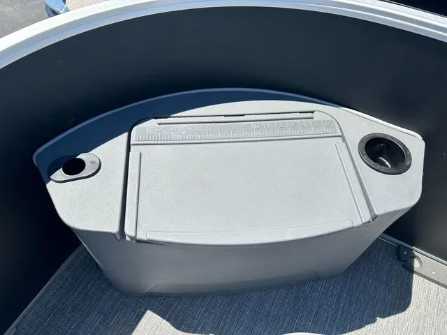 Slide: The Image of Bennington S Fishing 20 SF Pontoon 2024 - 13