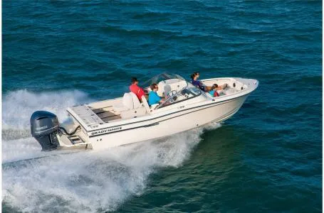 Slide: The Image of Grady-White Freedom 225 2016 - 15