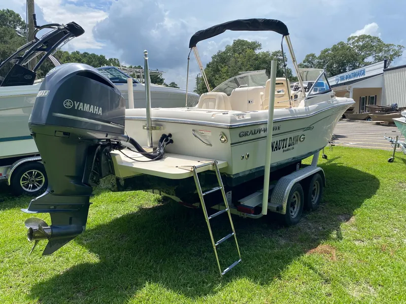 Slide: The Image of Grady-White Freedom 225 2016 - 7