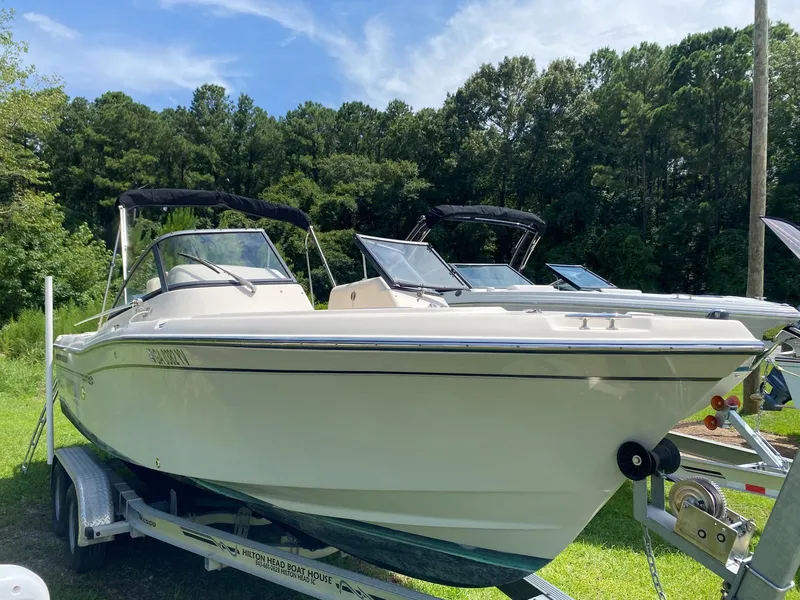 Slide: The Image of Grady-White Freedom 225 2016 - 9