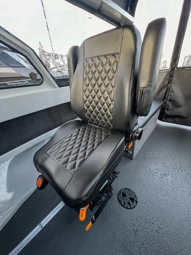 Slide: The Image of North River 23 SeaHawk 2026 - 11